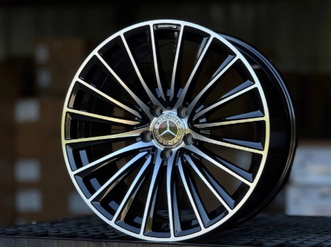 Литые диски Mercedes AMG FlowForming GLOSS BLACK POLISH LIP 19” 5x112 ET38 9.5J D66.6