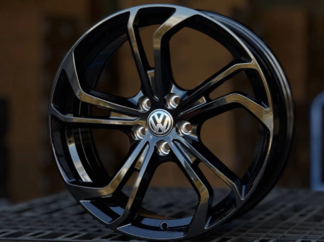 Литые диски VOLKSWAGEN 7389 GLOSS BLACK 17” 5x100 ET35 7J D57.1